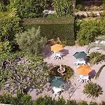 فندق Castel Mistral 3*