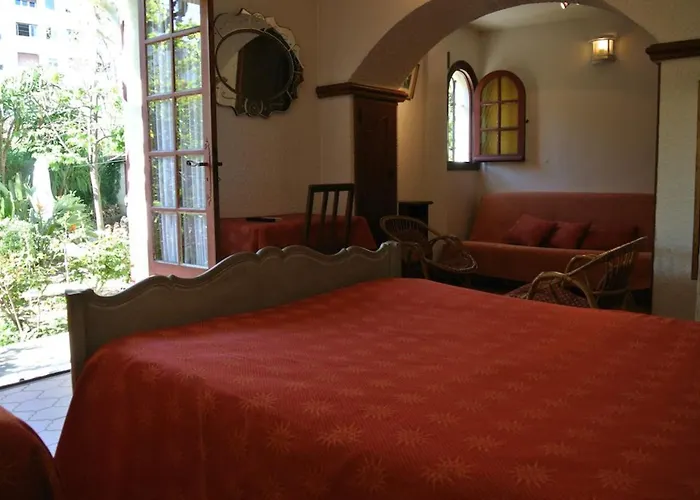 Castel Mistral 3* Juan-les-Pins