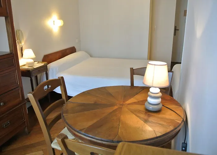 Castel Mistral Hotel 3*